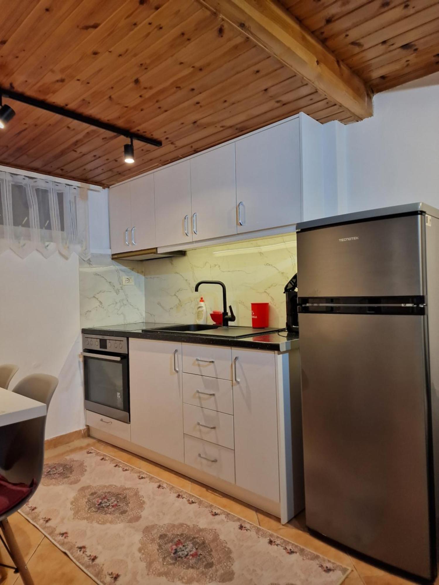 Apartment Antigona Gjirokaster Exterior photo